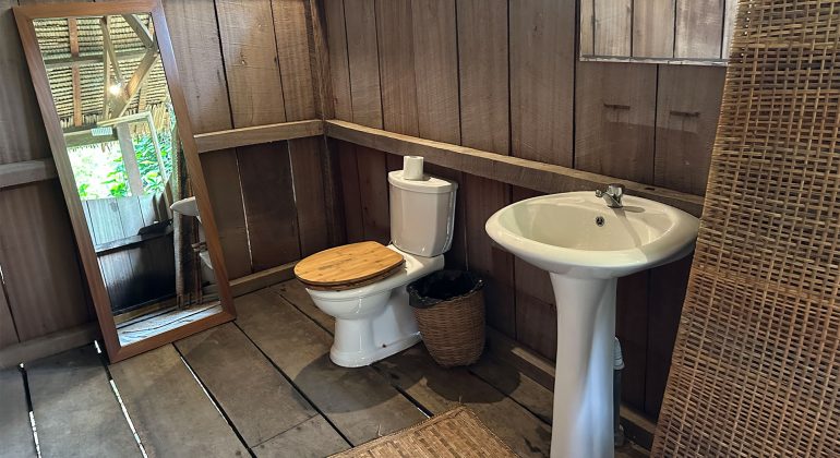 Camp Imbalanga Bathroom