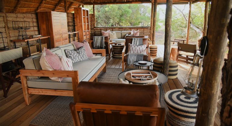 Liuwa Camp Lounge