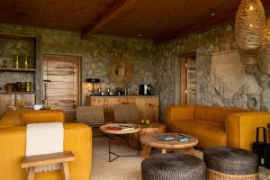 The Retreats At Namiri Plains Lounge