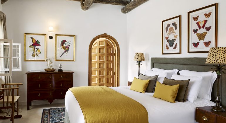 Laba Mama Simba Bedroom
