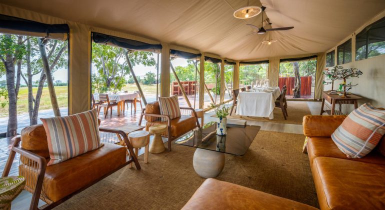 Muddy Teak Main Area