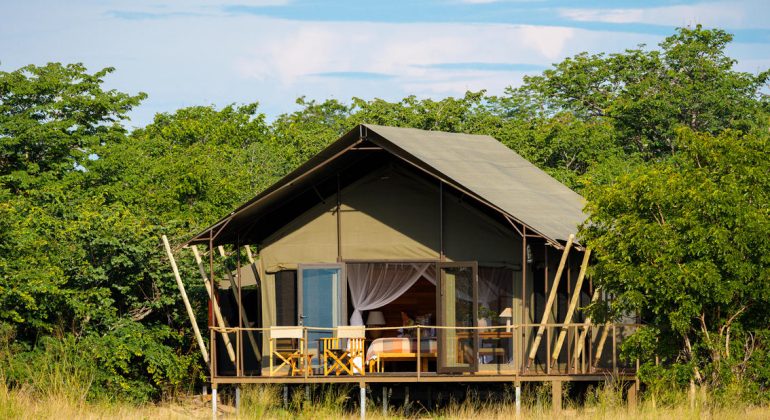 Muddy Teak Tent Exterior