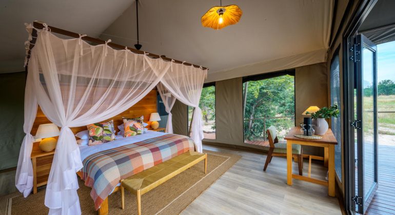 Muddy Teak Tent Interior