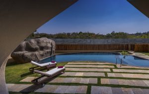Evolve Back Hampi Pool
