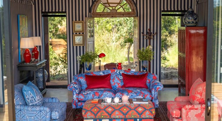 Masiya's Camp Lounge